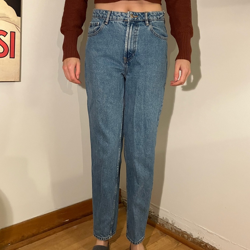 Medium wash mom jeans